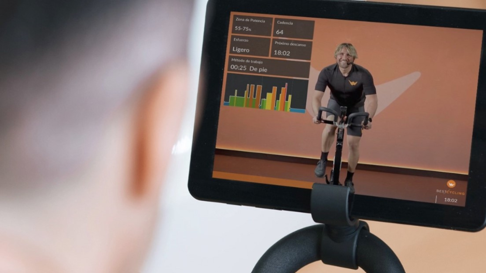 Claves para diseñar tus propios entrenamientos de ciclismo indoor