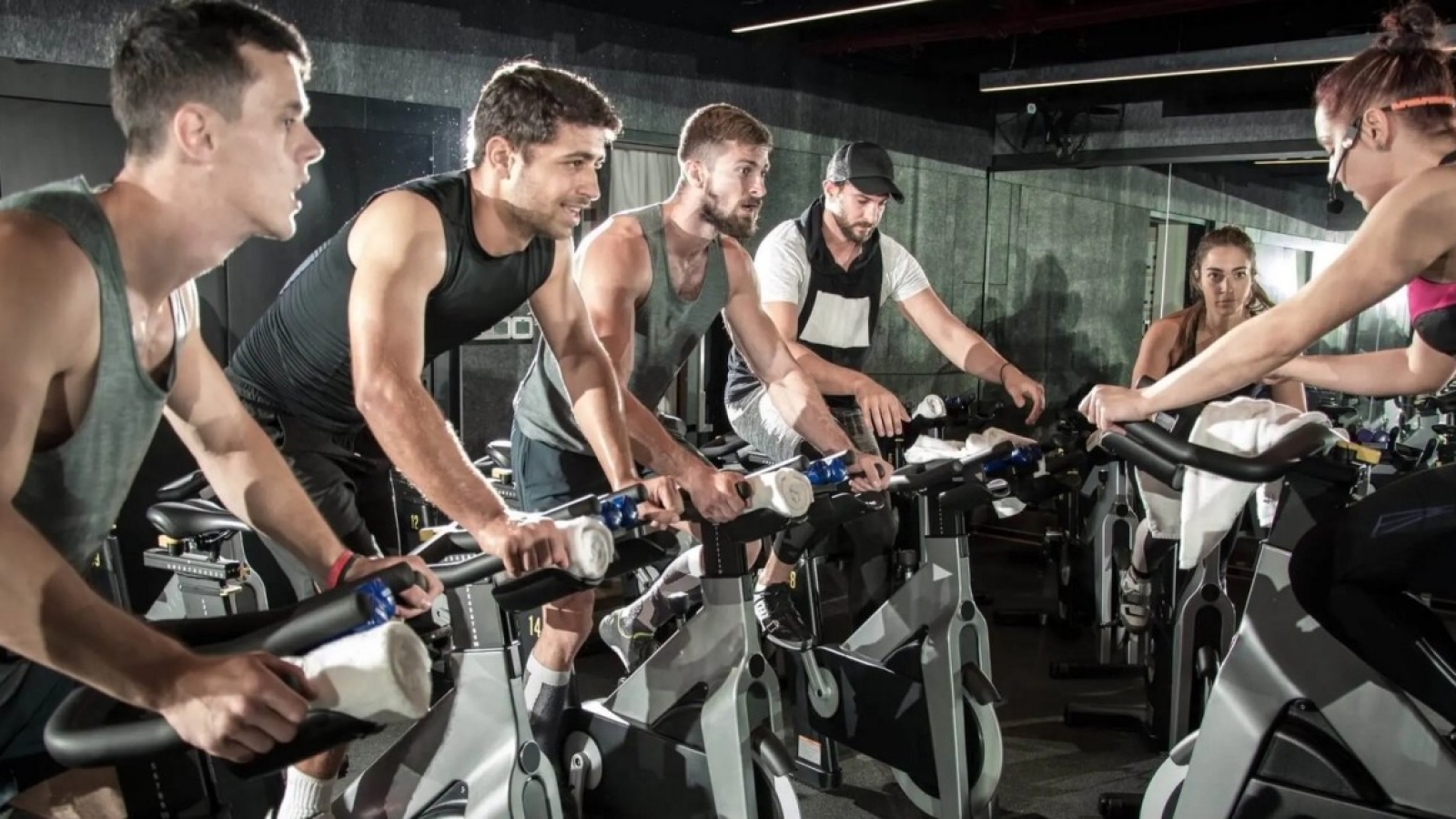 Consejos-importantes-antes-de-comprar-una-bicicleta-indoor