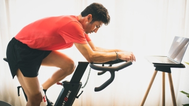 Consejos-para-usar-una-bicicleta-estatica-en-la-rehabilitacion-de-rodilla-1
