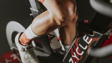 Hacer-bicicleta-estatica-engorda-las-piernas